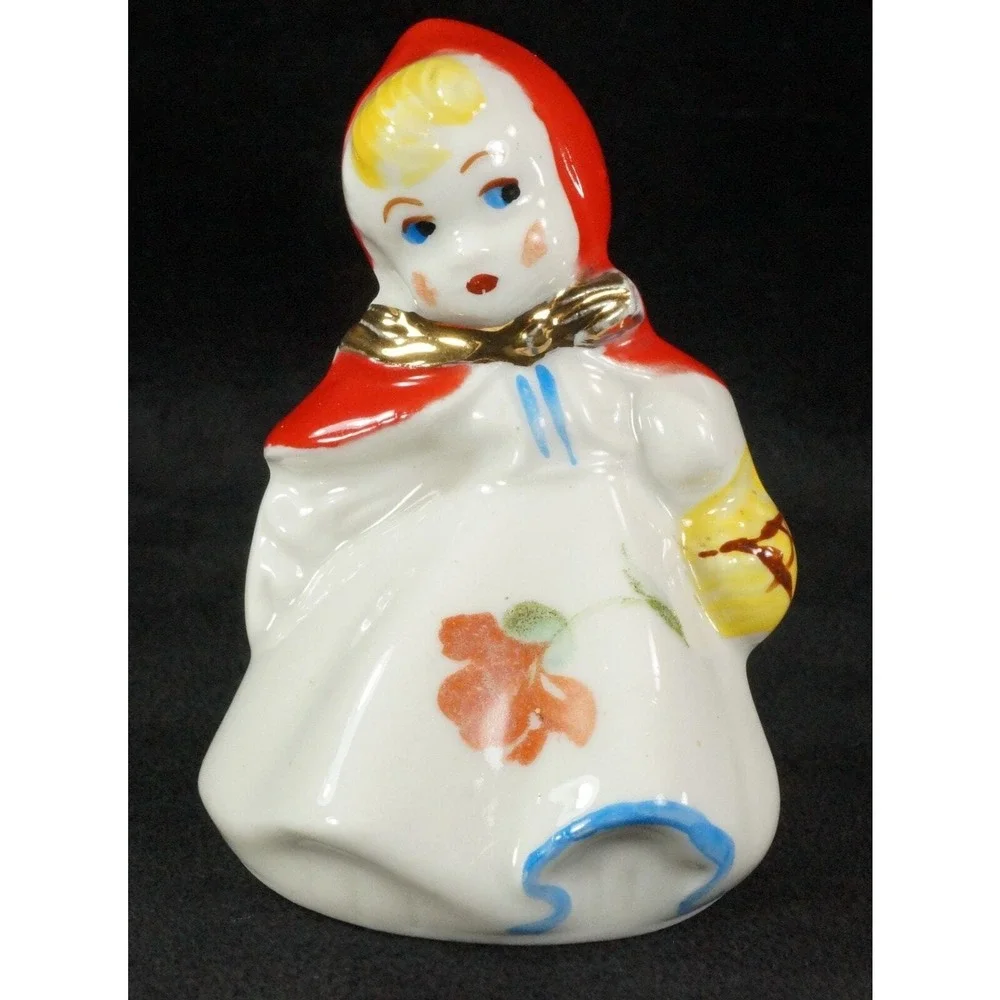 Vtg Hull Pottery Little Red Riding Hood Salt & Pepper Shakers 3.24